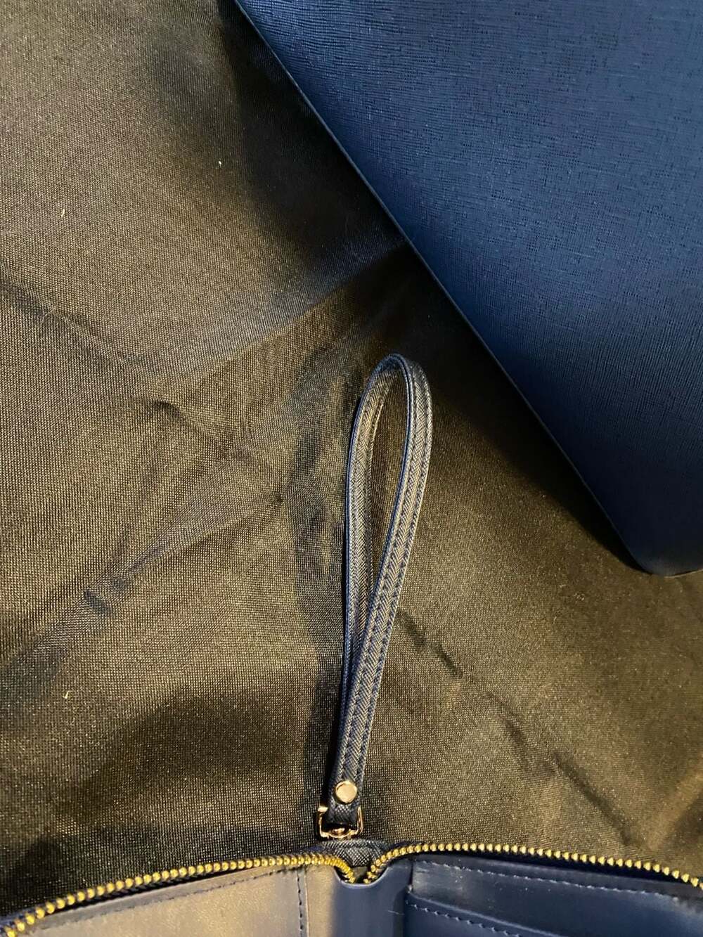 QIYUER Navy Blue Saffiano Faux Leather Tote Bag and Matching Wallet Set - Picture 9 of 9